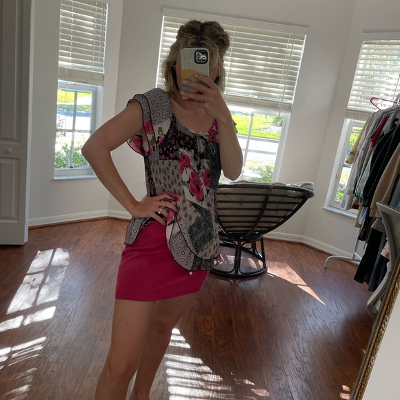 Top - Picture 2 of 6